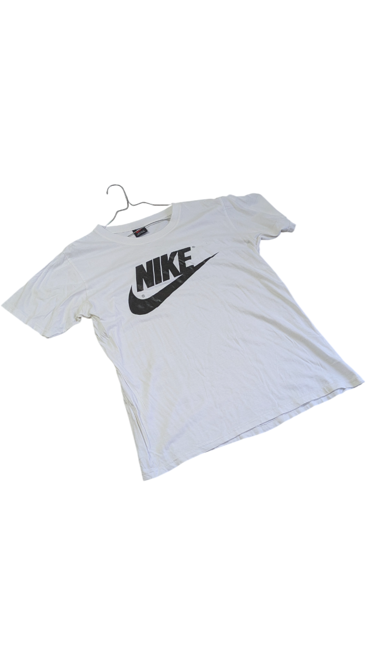 T-shirt Nike L